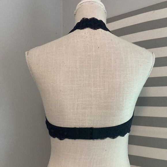 Free People Intimately Black Lace Galloon Halter Bralette Size Small - Picture 3 of 8
